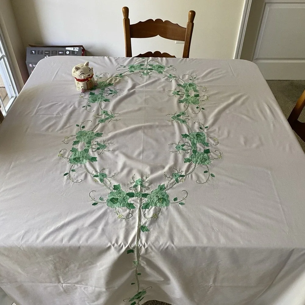 Vintage 70s Hand Sewn Embroidered Applique Floral Tablecloth 70x88
